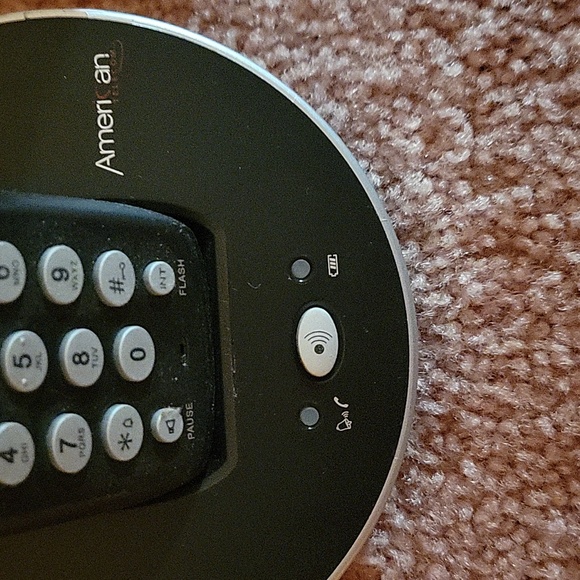 Phone - Picture 2 of 4